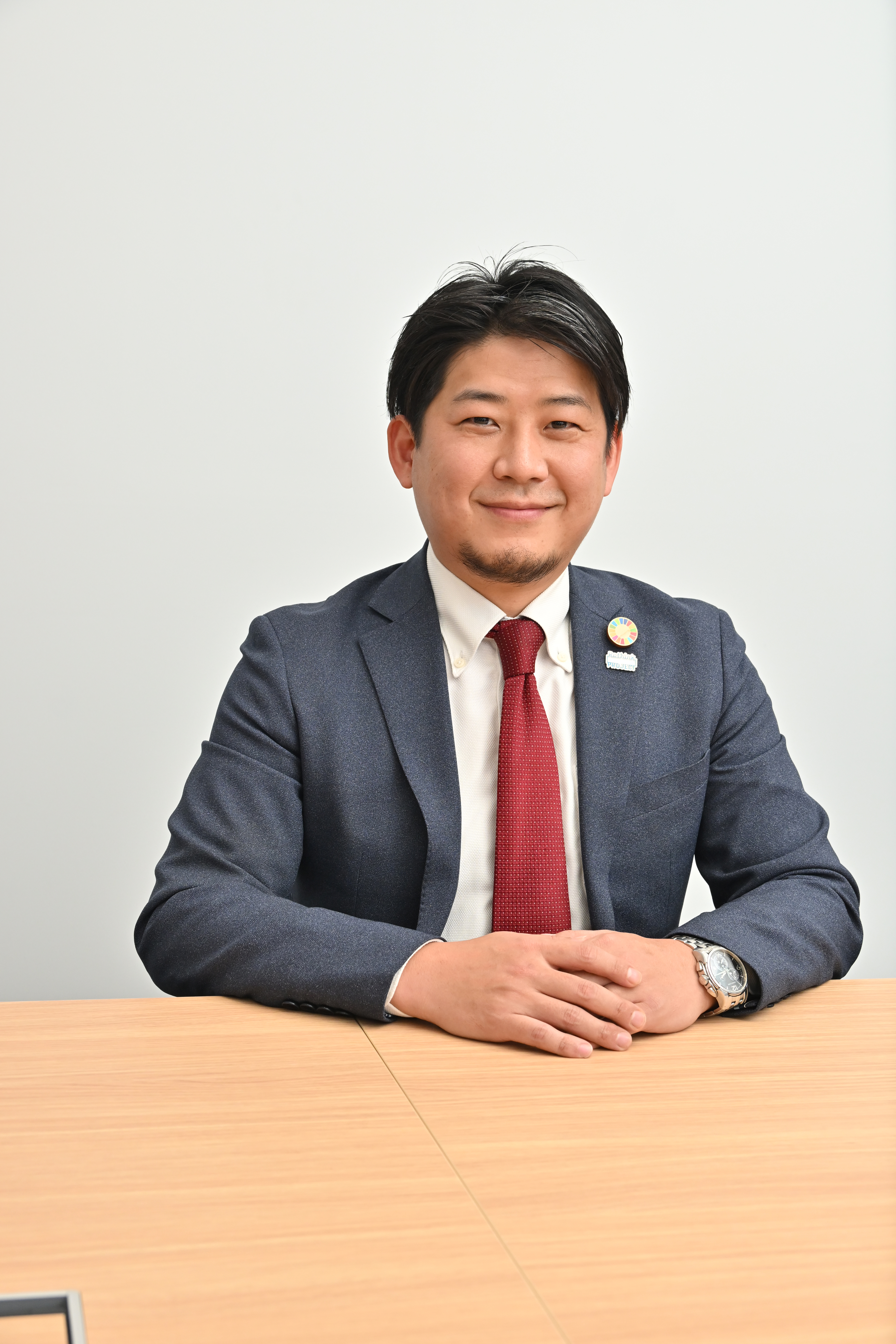 藤内 省吾 氏